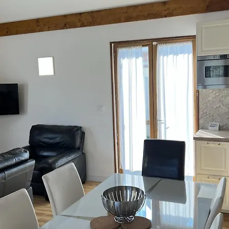 4p Avec Jardin Privatif, Proche Et Commerces A Merville-franceville - Fr-1-487-333 * 玛维尔弗朗斯维尔