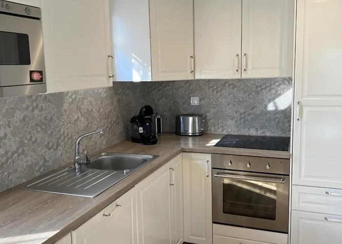 4p Avec Jardin Privatif, Proche Et Commerces à Merville-franceville - Fr-1-487-333 Chalet *